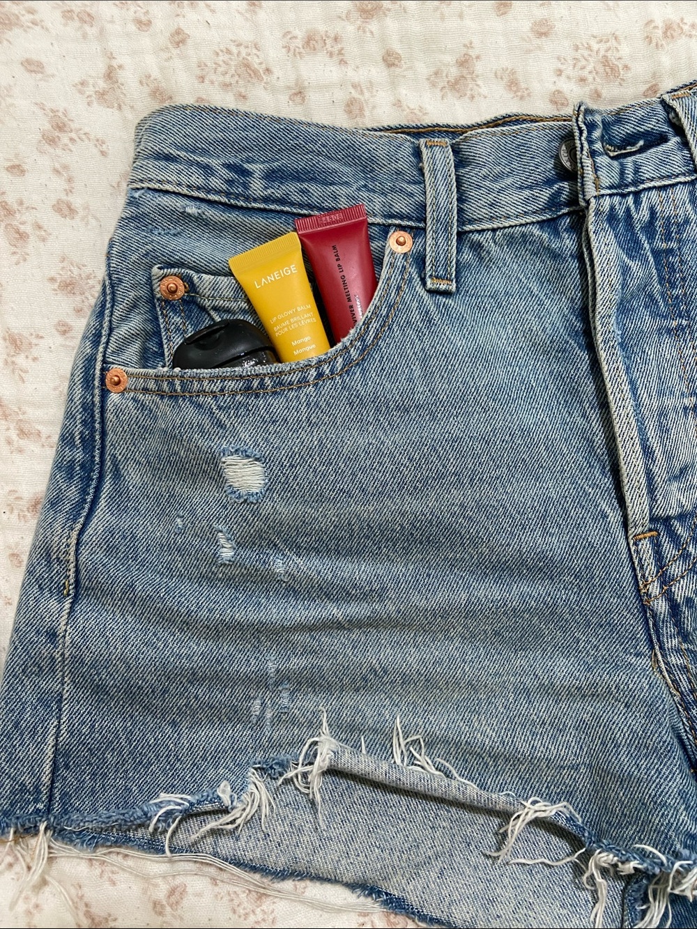 Levi's Vintage High-Rise Cutoff Jean Shorts - Light Blue - Picture 7 of 7